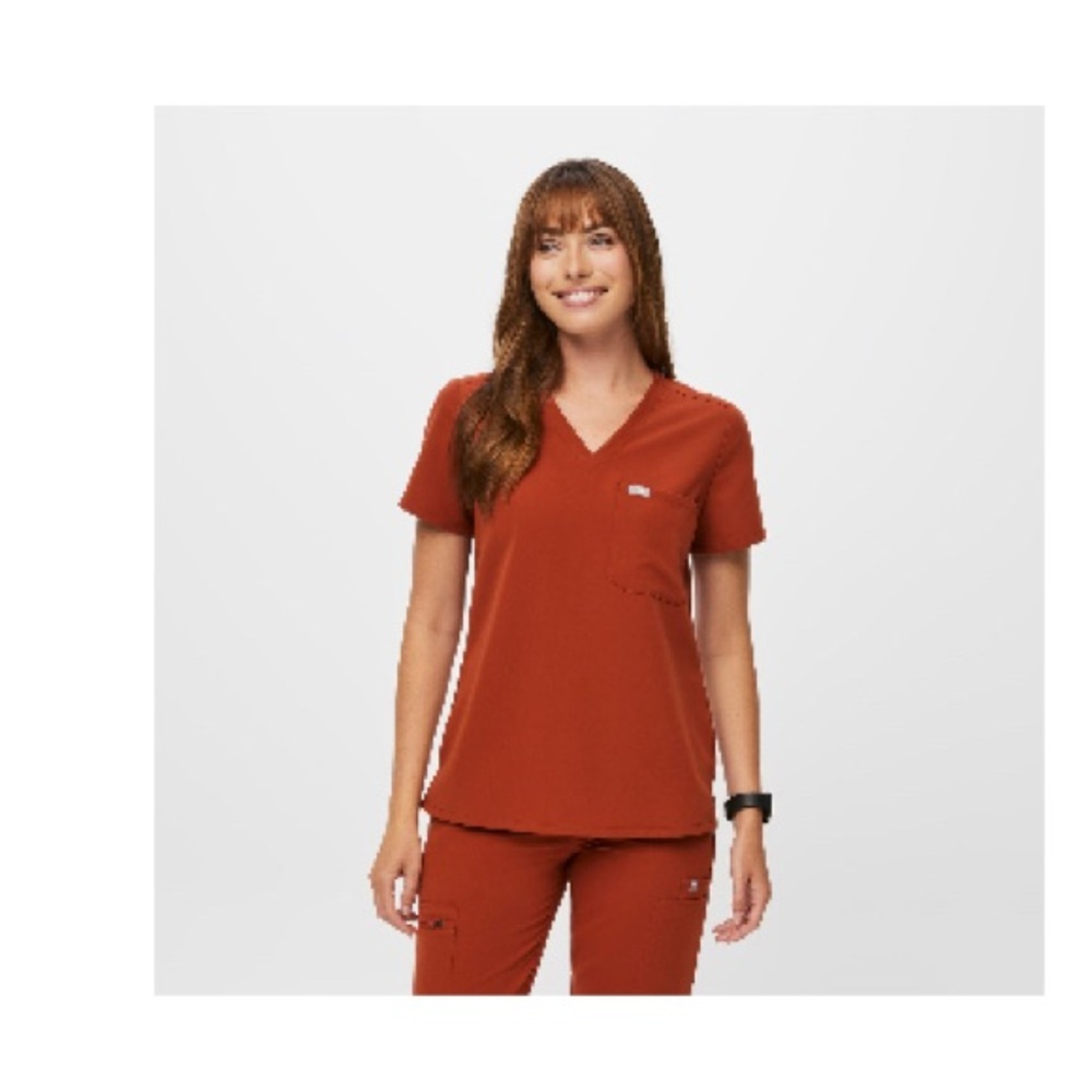 Figs Women's Rust V-Neck Top